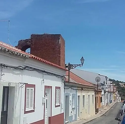 Holiday home Casa Da Muralha